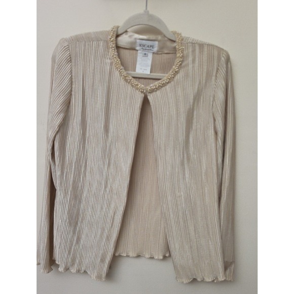 Xscape Jackets & Blazers - Xscape Vintage Ivory Shimmer Pleated Open-Front Blazer with Pearl Neckline SZ 8